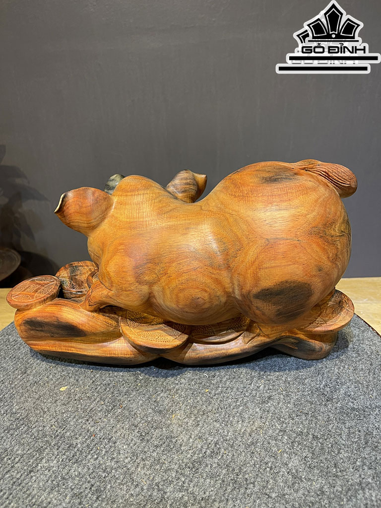 Tượng Heo Gỗ Bách Xanh Cao 19 Ngang 32 Sâu 16 (cm)