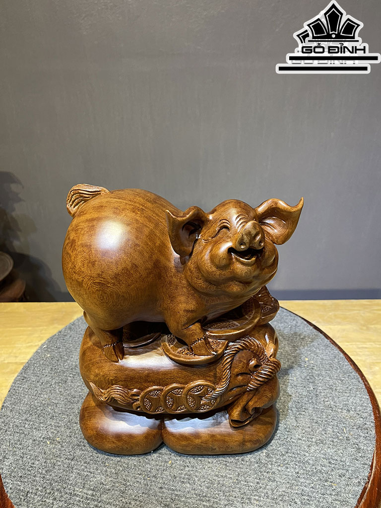 Tượng Heo Gỗ Ngọc Am Cao 28 Ngang 21 Sâu 12 (cm)