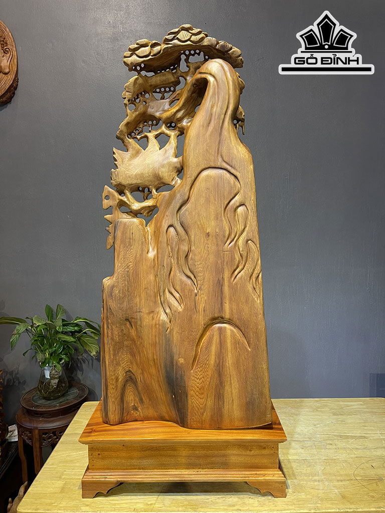 Tượng Phật Di Lặc Đứng Cây Tùng Gỗ Ngọc Am Cao 103 Ngang 48 Sâu 20 (cm)