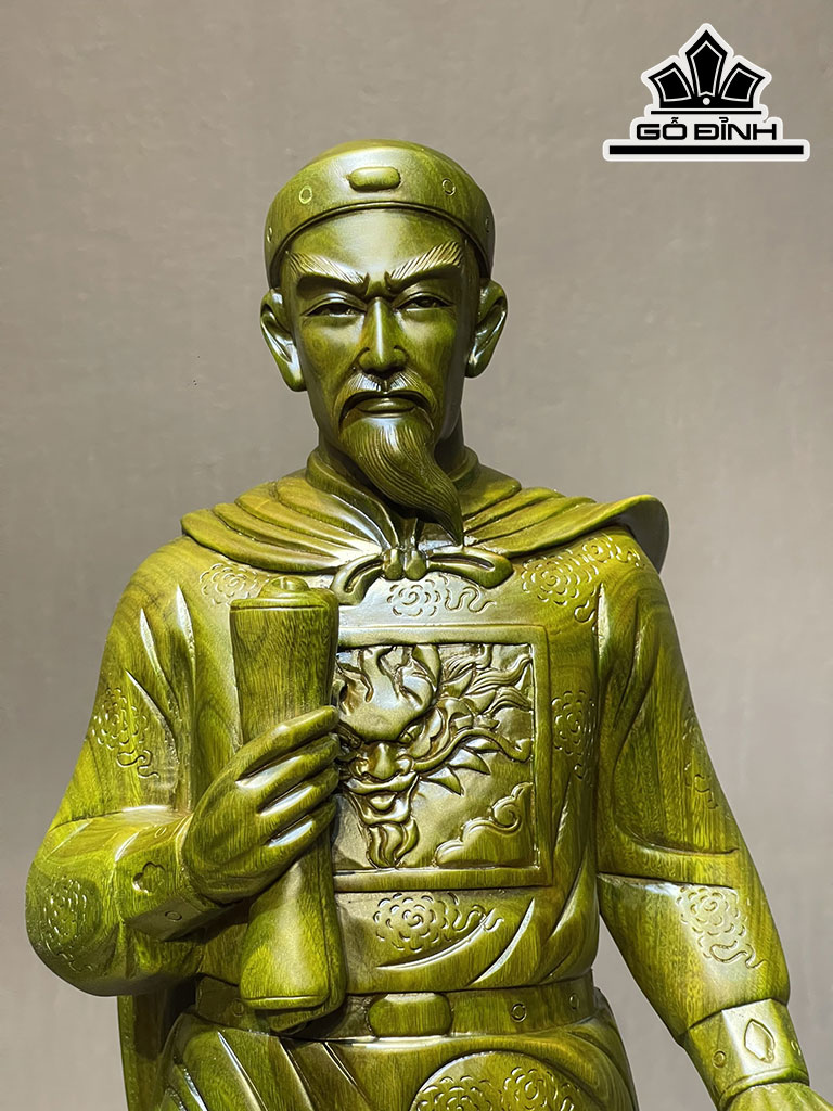 Tượng Trần Hưng Đạo Gỗ Trắc Xanh Cao 70 Ngang 20 Sâu 17 (cm)
