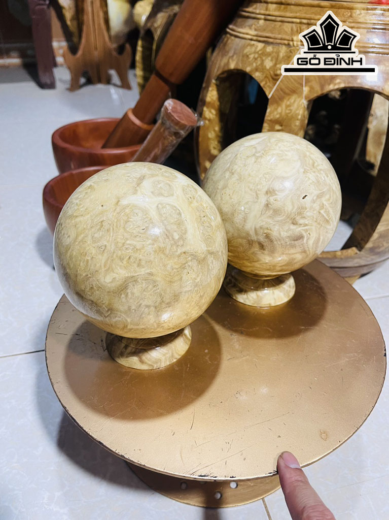Đôi Bi Cầu Gỗ Nu Nghiến Cao 16 Đường Kính 13 (cm)