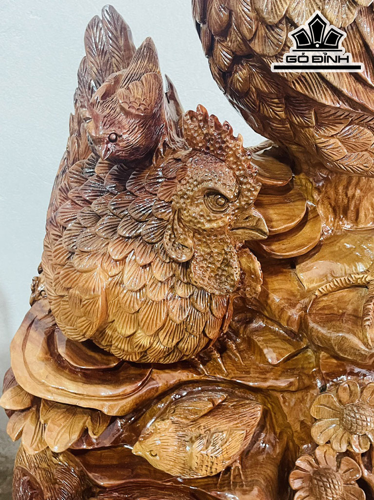 Tượng Gia Đình Gà Gỗ Xá Xị Cao 83 Ngang 55 Sâu 30 (cm)