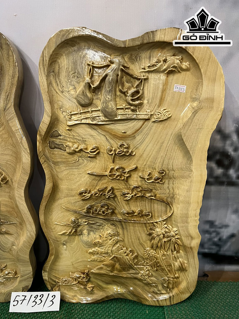 Tranh Cha Mẹ Gỗ Nu Nghiến Ngang 33 Cao 57 Sâu 3 (cm)