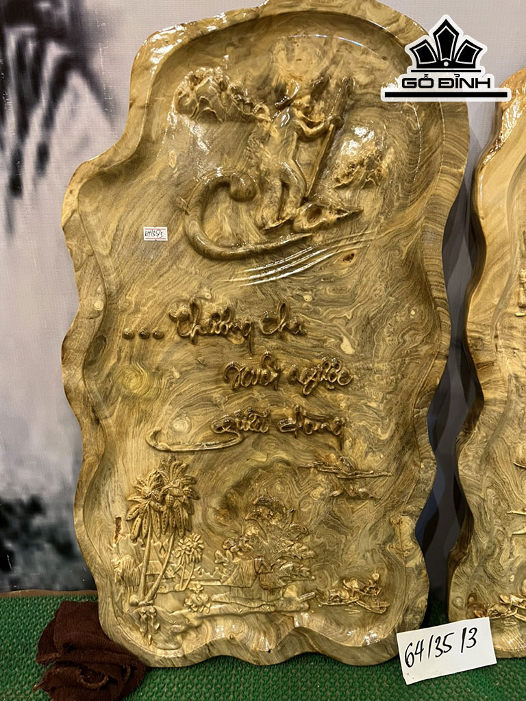 Tranh Cha Mẹ Gỗ Nu Nghiến Ngang 64 Cao 35 Sâu 3 (cm)