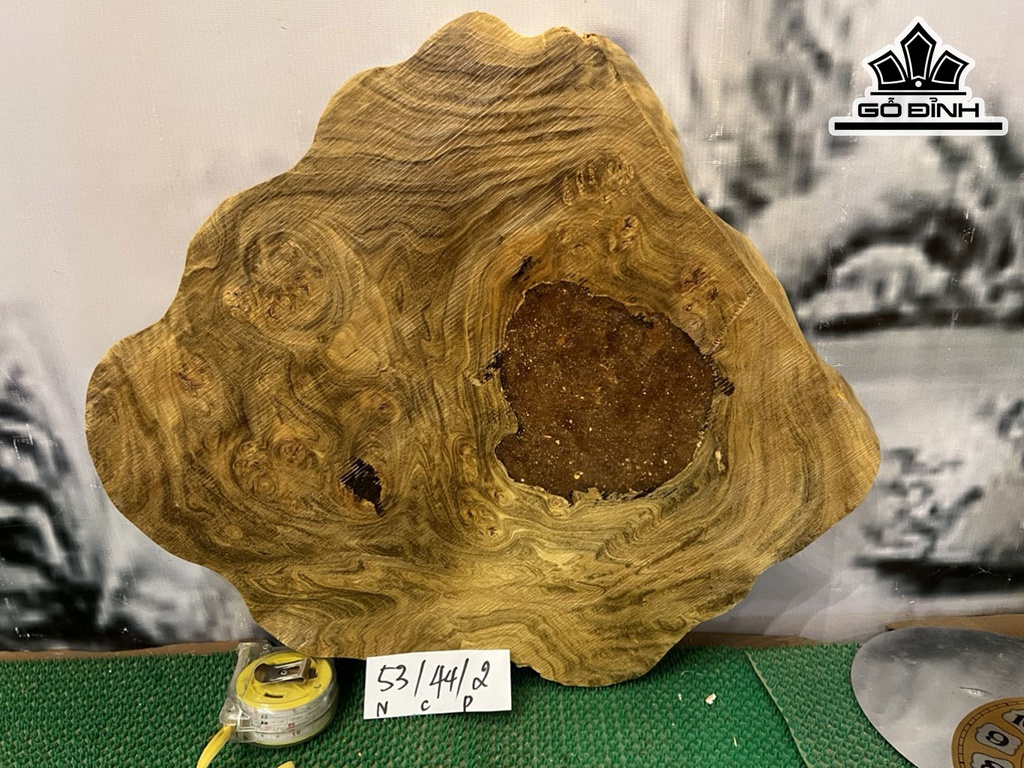 Tranh Đồng Hồ Gỗ Nu Nghiến Cao 44 Ngang 53 Sâu 2 (cm)