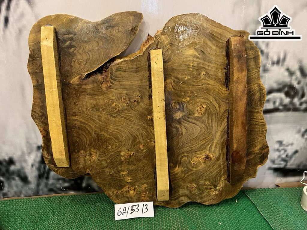 Tranh Hổ Vờn Chim Gỗ Nu Nghiến Cao 53 Ngang 62 Sâu 3 (cm)