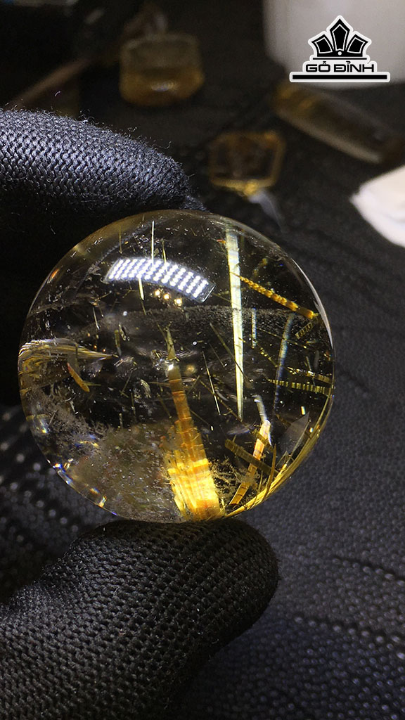 Bi Cầu Đá Thạch Anh Tóc Vàng Đường Kính Hạt 42,7 (mm) 107,7gr