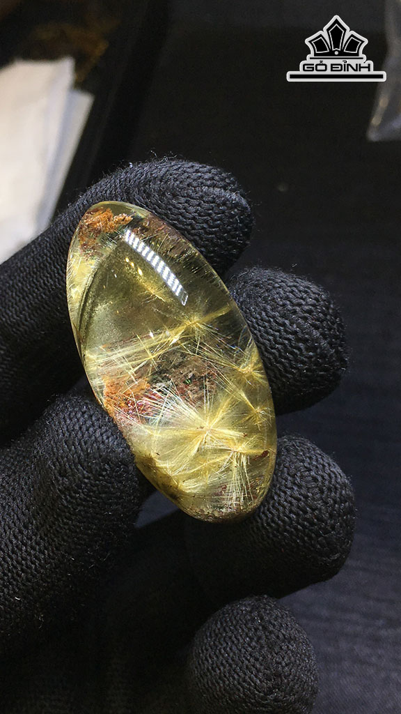 Mặt Trơn Hoa Thị Đá Thạch Anh Tóc Vàng Cao 42,6 Ngang 20,5 Sâu 15,2 (mm) 17,5gr