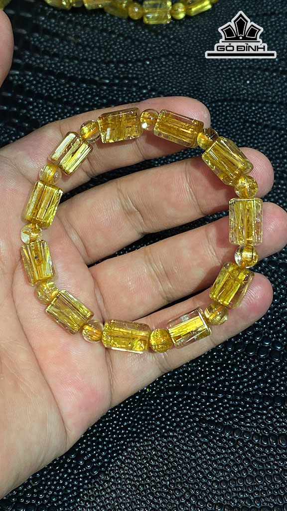 Vòng Tay Đá Thạch Anh Tóc Vàng Cao 11 Ngang 8,5 (mm) 24,5gr