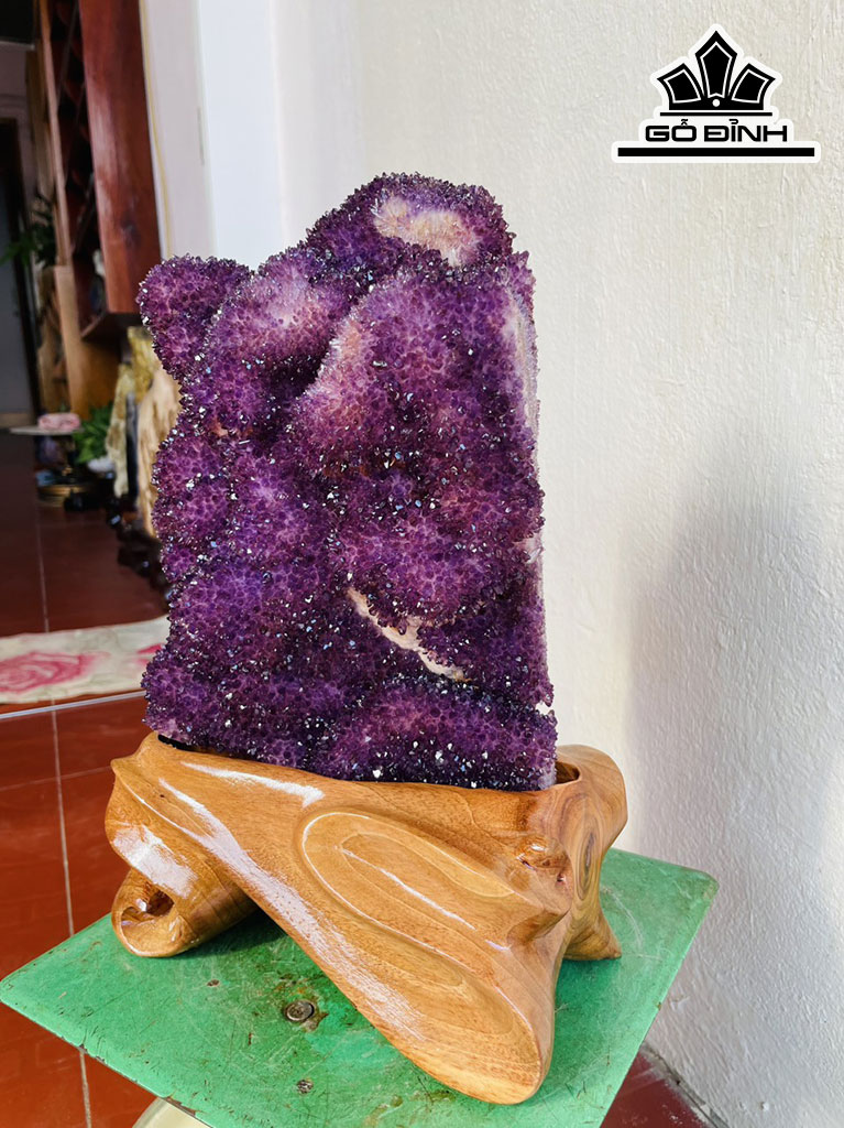 Tinh Thể Đá Thạch Anh Tím Cao 35 Ngang 20 (cm) 6,9kg