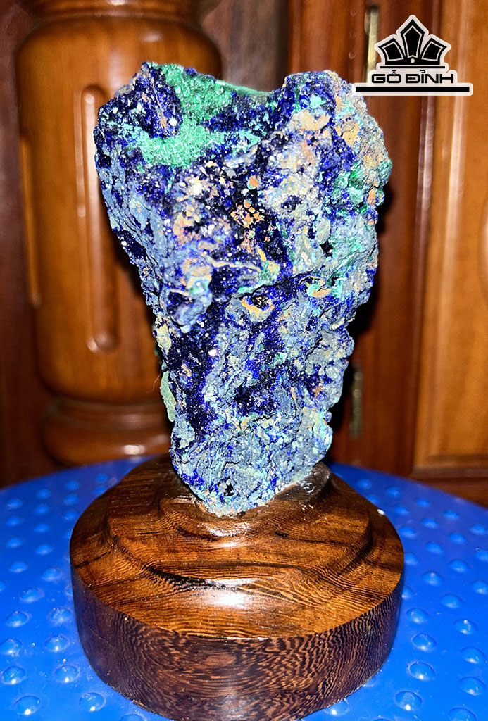 Tác Phẩm Đá Azurite Cao 14 (cm) 0,8kg