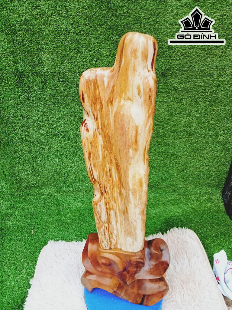 Tác Phẩm Gỗ Hóa Thạch Cao 71 Ngang 15 (cm) 14kg