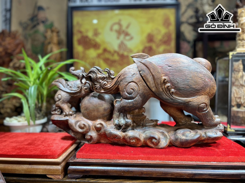 Tượng Tỳ Hưu Gỗ Trắc Ngang 60 Cao 30 Sâu 22 (cm)
