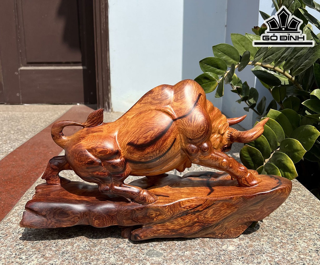 Tượng Bò Tót Gỗ Cẩm Ngang 43 Cao 27 Sâu 17 (cm)