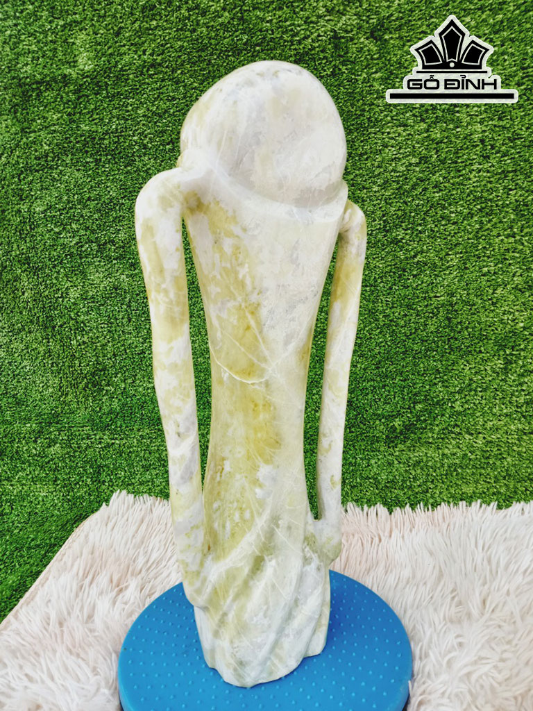 Tác Phẩm Cúp Vàng Đá Cẩm Thạch Cao 46 Ngang 20 (cm) 9kg