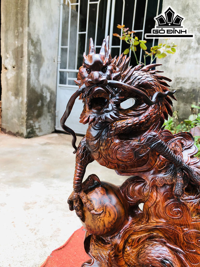 Tượng Nhất Long Gỗ Trắc Cao 51 Ngang 39 Sâu 11 (cm)