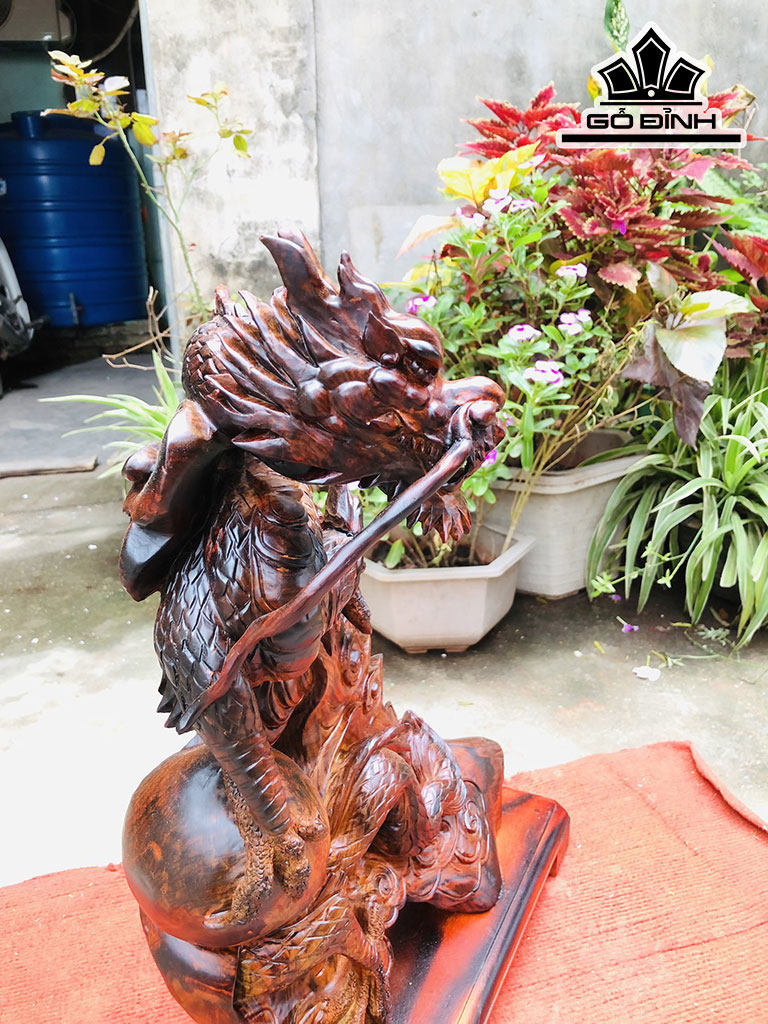 Tượng Nhất Long Gỗ Trắc Cao 51 Ngang 39 Sâu 11 (cm)