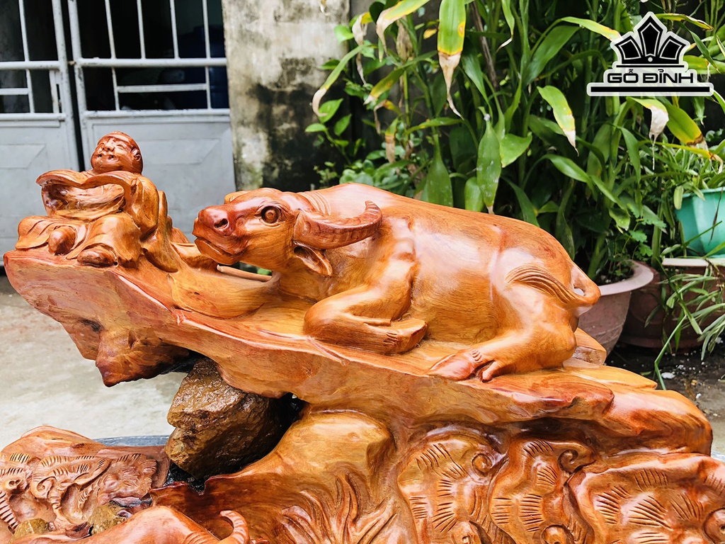 Tượng Trâu Gỗ Hương Ngang 47 Cao 33 Sâu 24 (cm)