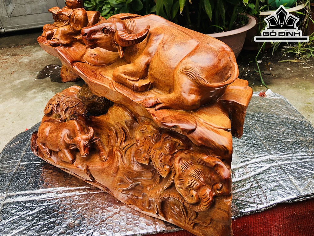 Tượng Trâu Gỗ Hương Ngang 47 Cao 33 Sâu 24 (cm)