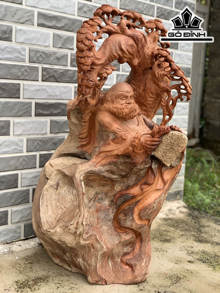 Tượng Đạt Ma Sư Tổ Gỗ Hương Cao 84 Ngang 43 Sâu 34 (cm)