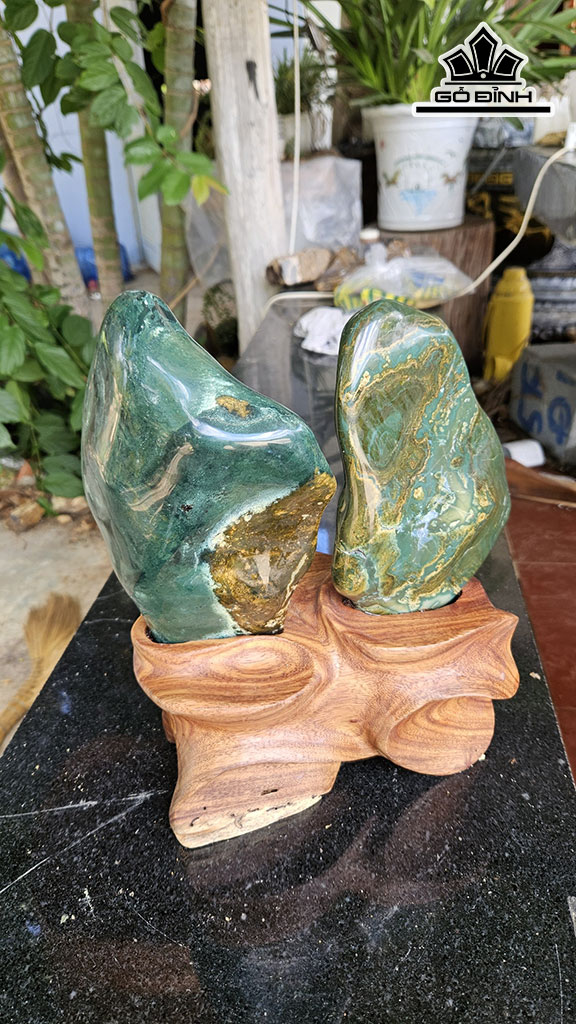 Tác Phẩm Cặp Đá Canxedon Cao 31 Ngang 23 (cm) 6kg