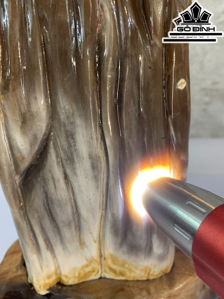 Tác Phẩm Gỗ Hóa Thạch Cao 36 Ngang 33 Sâu 12 (cm) 3kg