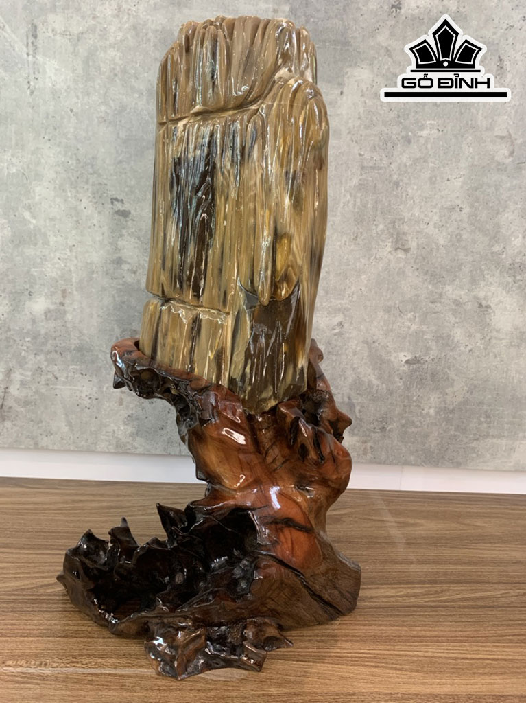 Tác Phẩm Gỗ Hóa Thạch Cao 54 Ngang 27 (cm) 8kg