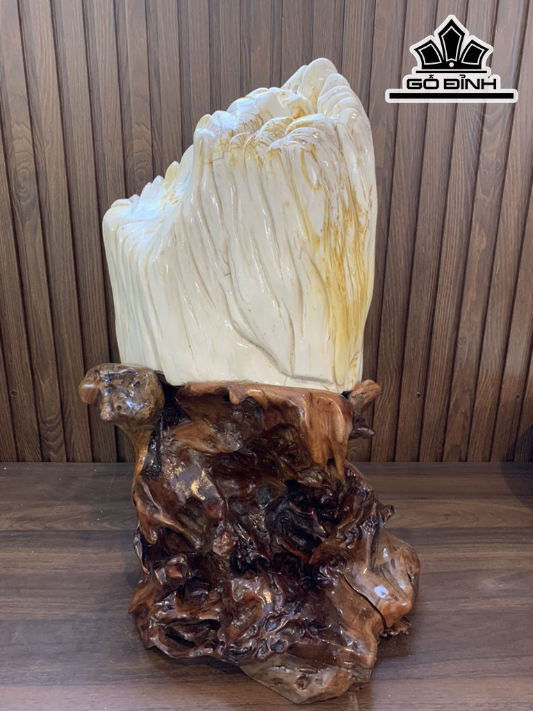 Tác Phẩm Gỗ Hóa Thạch Cao 54 Ngang 30 (cm) 10kg