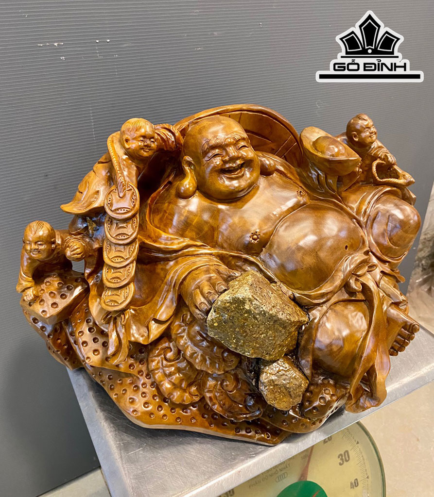 Tượng Phật Di Lặc Gỗ Xá Xị Cao 28 Ngang 45 Sâu 28 (cm)