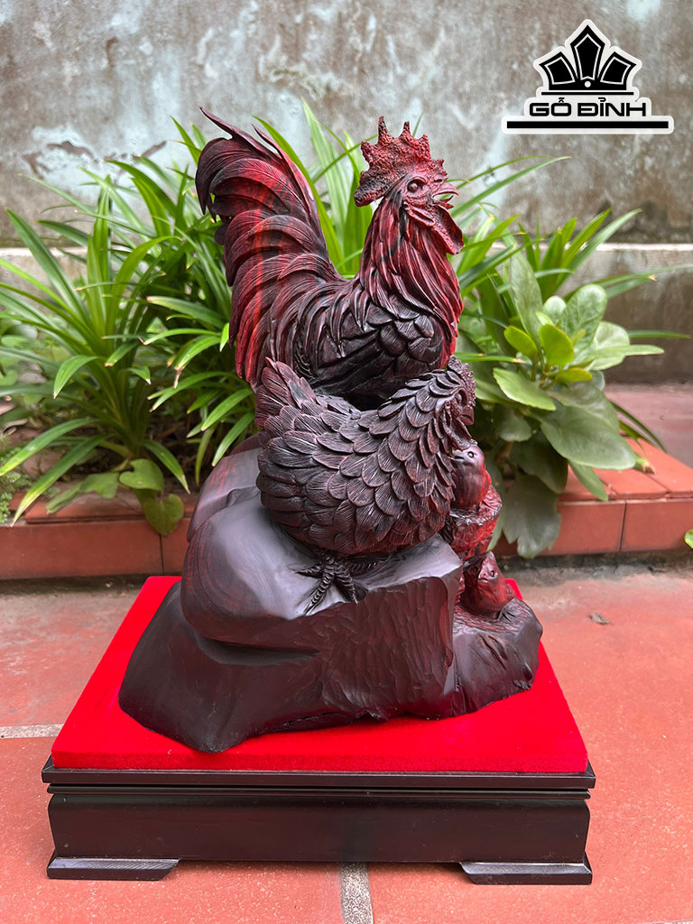 Tượng Gia Đình Gà Phong Thủy Gỗ Trắc Cao 35 Ngang 25 Sâu 28 (cm)