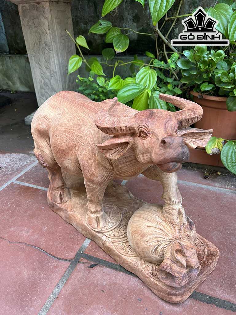 Tượng Trâu Gỗ Hương Cao 38 Ngang 60 Sâu 23 (cm)
