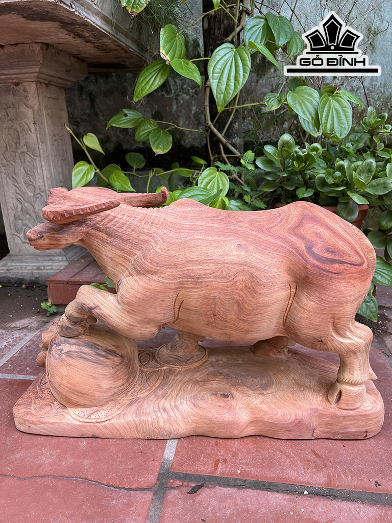 Tượng Trâu Gỗ Hương Cao 38 Ngang 60 Sâu 23 (cm)