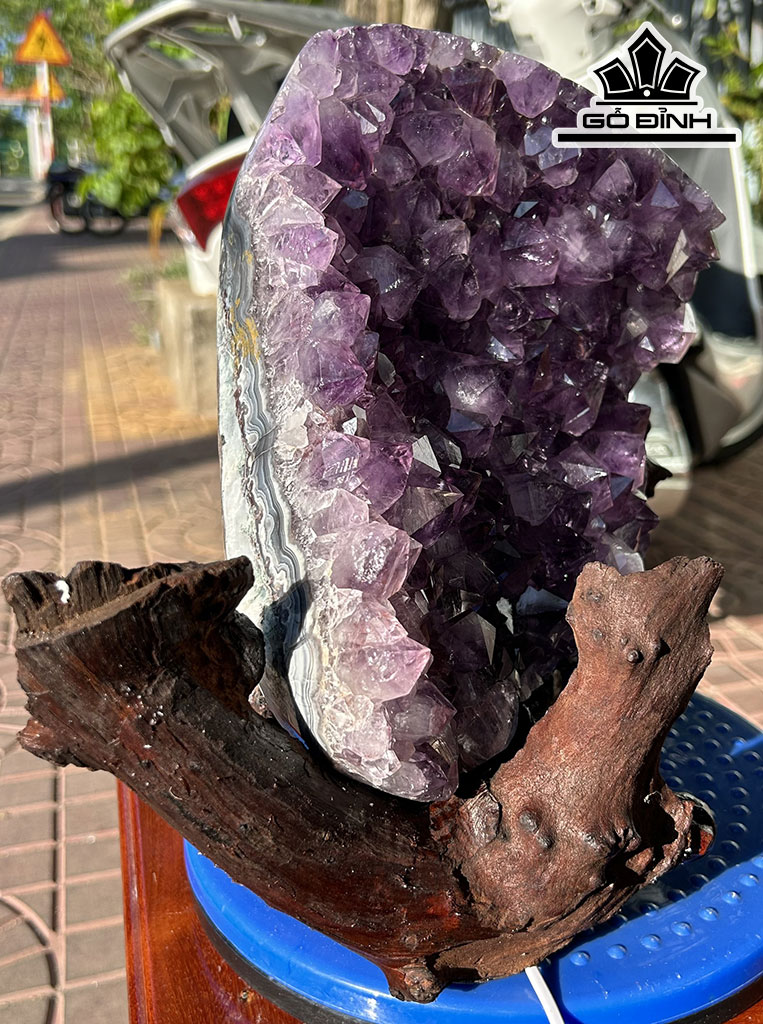 Tinh Thể Đá Thạch Anh Tím Cao 28 Ngang 35 (cm) 5,9kg