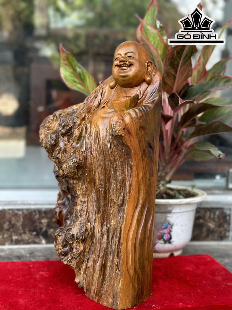 Tượng Phật Di Lặc Gỗ Bách Xanh Cao 43 Ngang 24 Sâu 12 (cm)