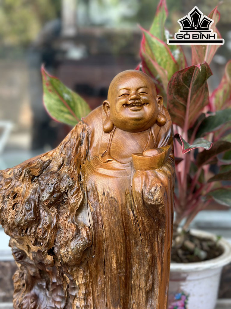 Tượng Phật Di Lặc Gỗ Bách Xanh Cao 43 Ngang 24 Sâu 12 (cm)