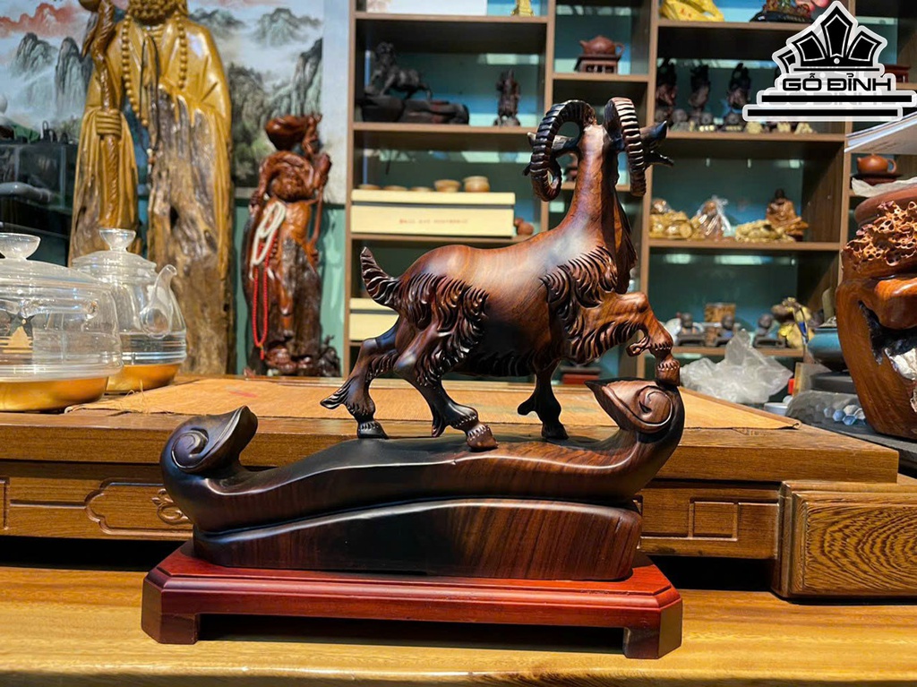 Tượng Nhất Dương Gỗ Trắc Cao 33 Ngang 32 Sâu 10 (cm)