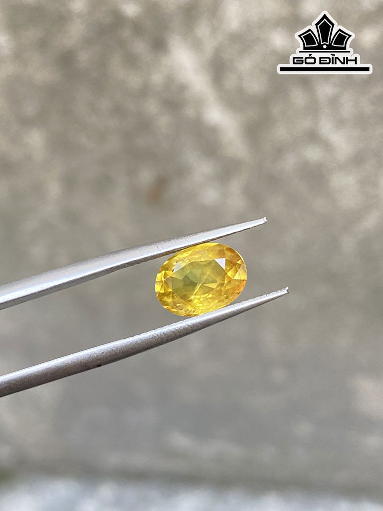 Viên Ngọc Đá Sapphire Vàng 1,90cts