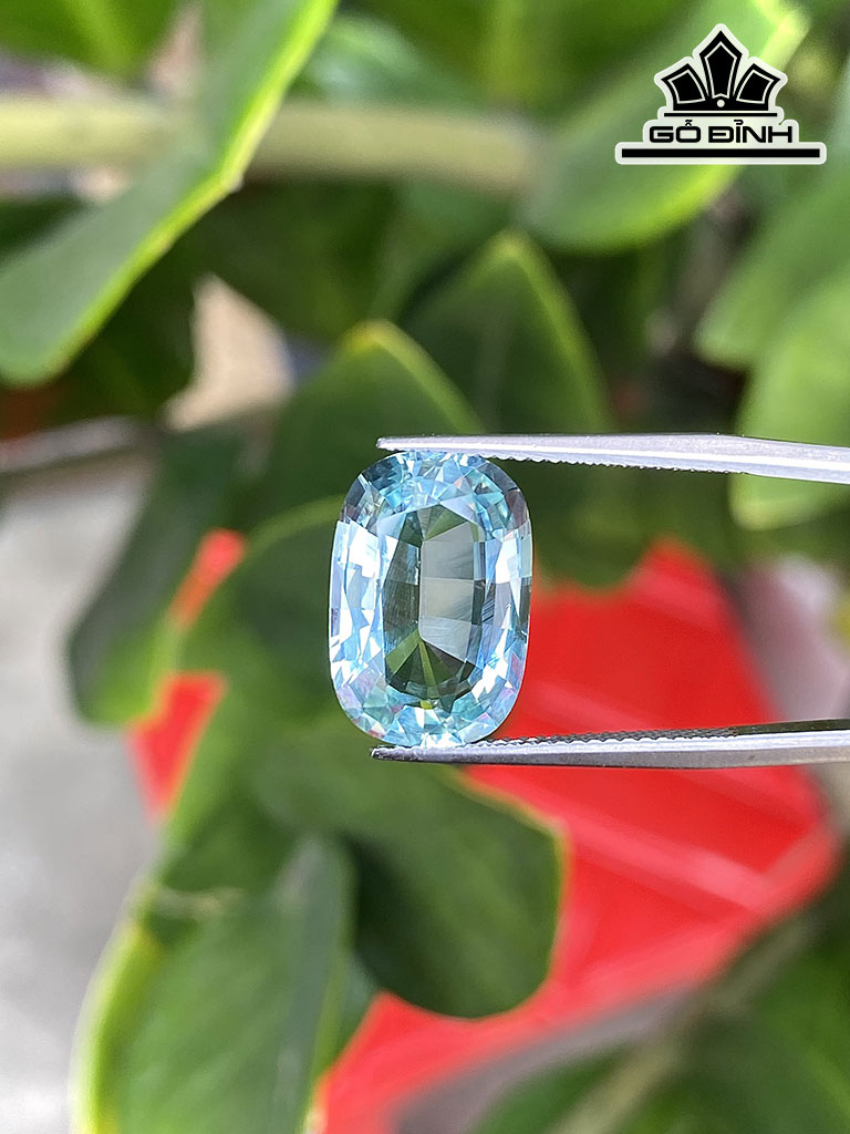 Viên Ngọc Đá Aquamarine Xanh Cao 15 Ngang 10 Sâu 6,5 (mm) 6,47cts