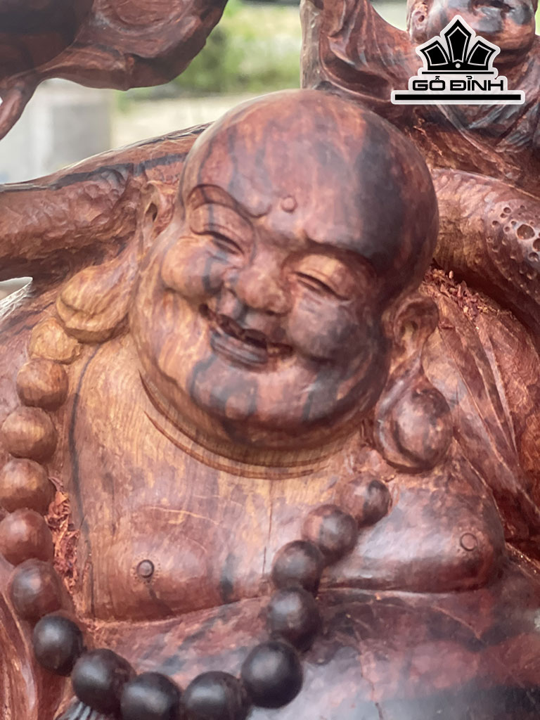 Tượng Phật Di Lặc Gỗ Cẩm Cao 50 Ngang 40 Sâu 22 (cm)