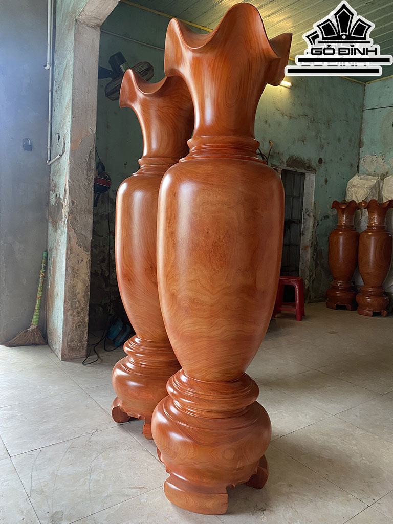 Lục Bình Gỗ Hương Cao 170 Đường Kính 49 (cm)