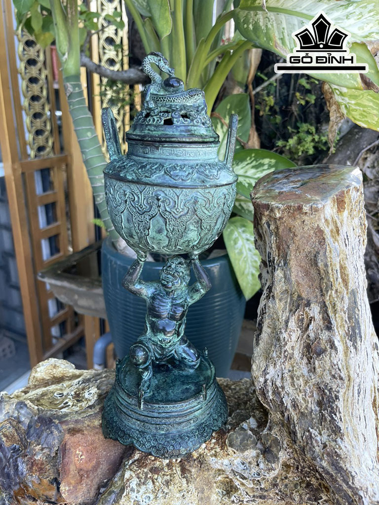 Tác Phẩm Gỗ Hóa Thạch Cao 52 Ngang 40 (cm) 30kg