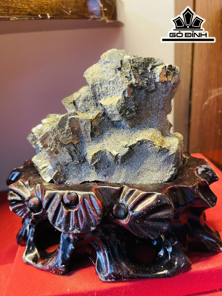 Tác Phẩm Thiềm Thừ Đá Pyrite 1,28kg