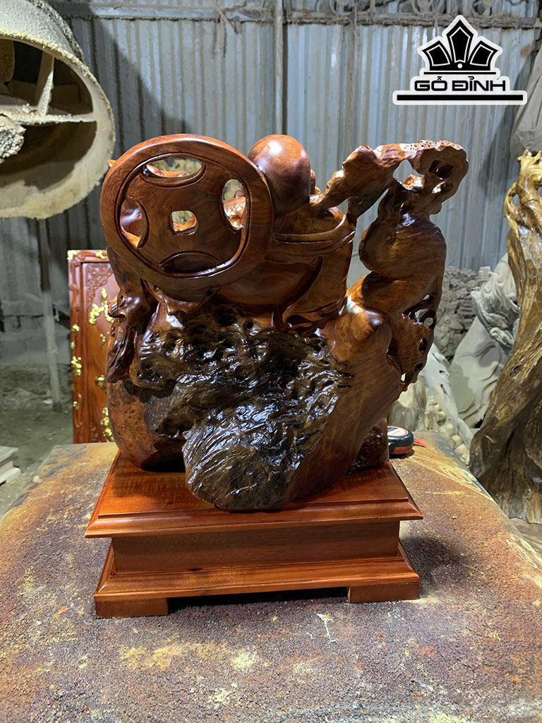 Tượng Phật Di Lặc Gỗ Gõ Đỏ (Cà te) Cao 33 Ngang 33 Sâu 20 (cm)