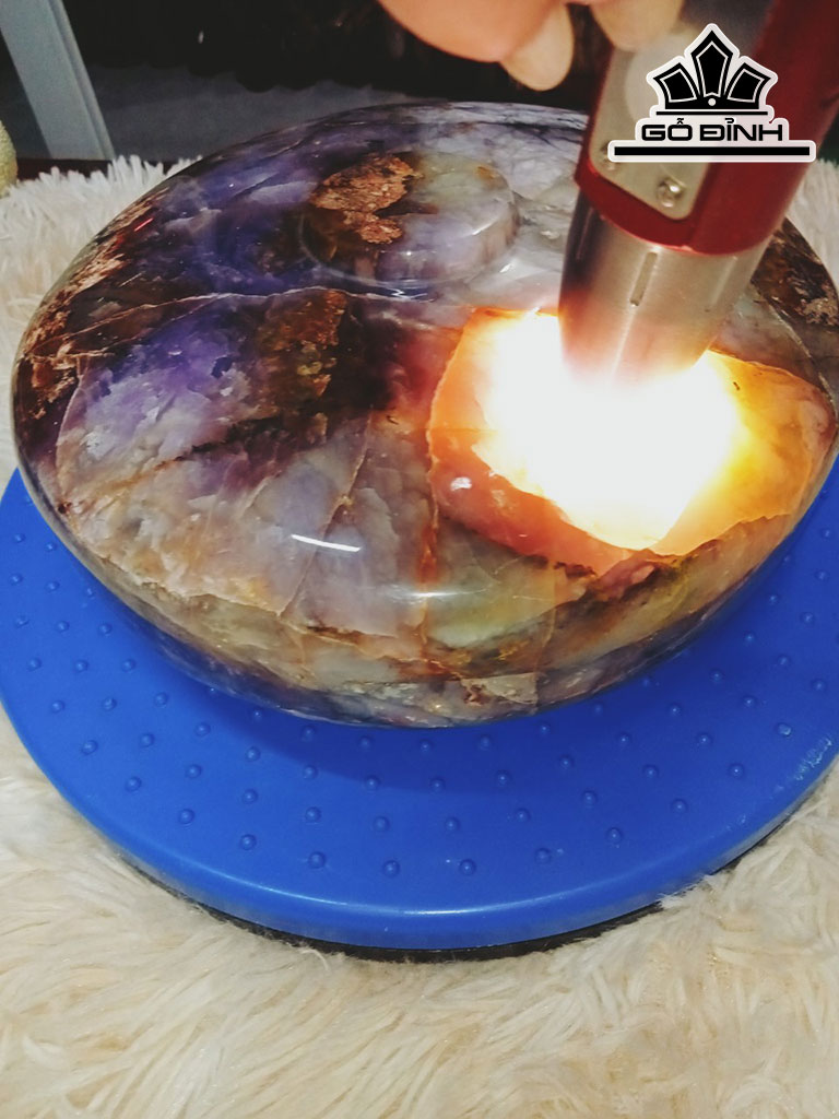 Chum Phú Quý Đá Mã Não Cao 8 Ngang 19 (cm) 4,6kg