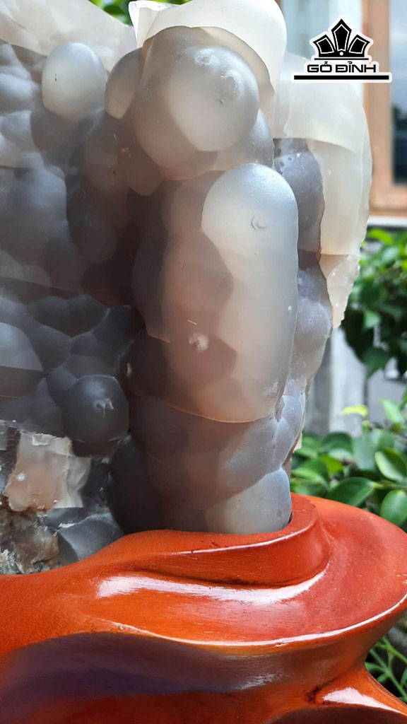 Tác Phẩm Đá Mã Não Cao 33 Ngang 20 (cm) 9kg