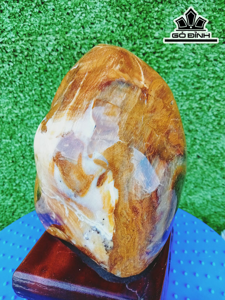Tác Phẩm Gỗ Hóa Ngọc Cao 15 Ngang 9 (cm) 1,8kg