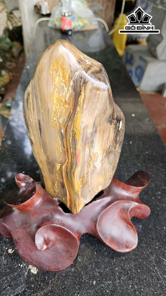 Tác Phẩm Gỗ Hóa Thạch Cao 29 Ngang 12 (cm) 3kg