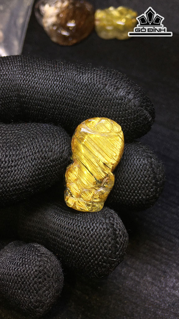 Tỳ Hưu Đá Thạch Anh Tóc Vàng Cao 23,9 Ngang 13,3 Sâu 9,8 (mm) 7,6gr