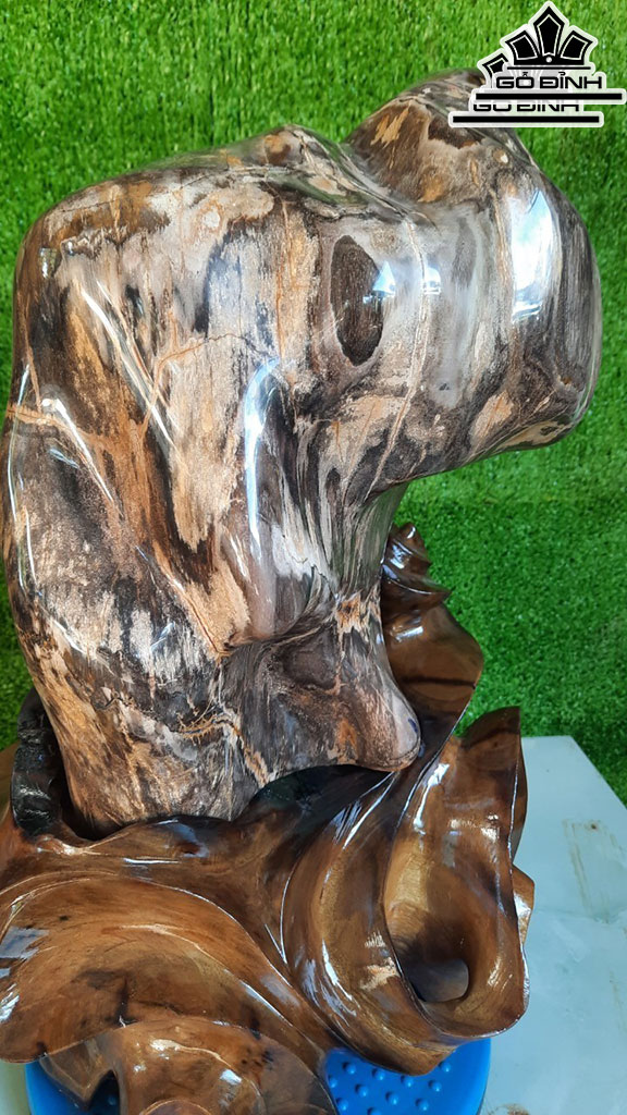Tác Phẩm Gỗ Hóa Thạch Cao 46 Ngang 23 (cm) 14kg
