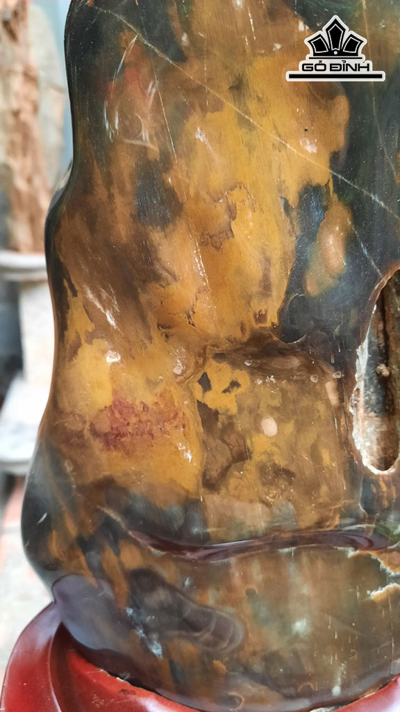 Tác Phẩm Gỗ Hóa Thạch Cao 48 Ngang 20 (cm) 17kg